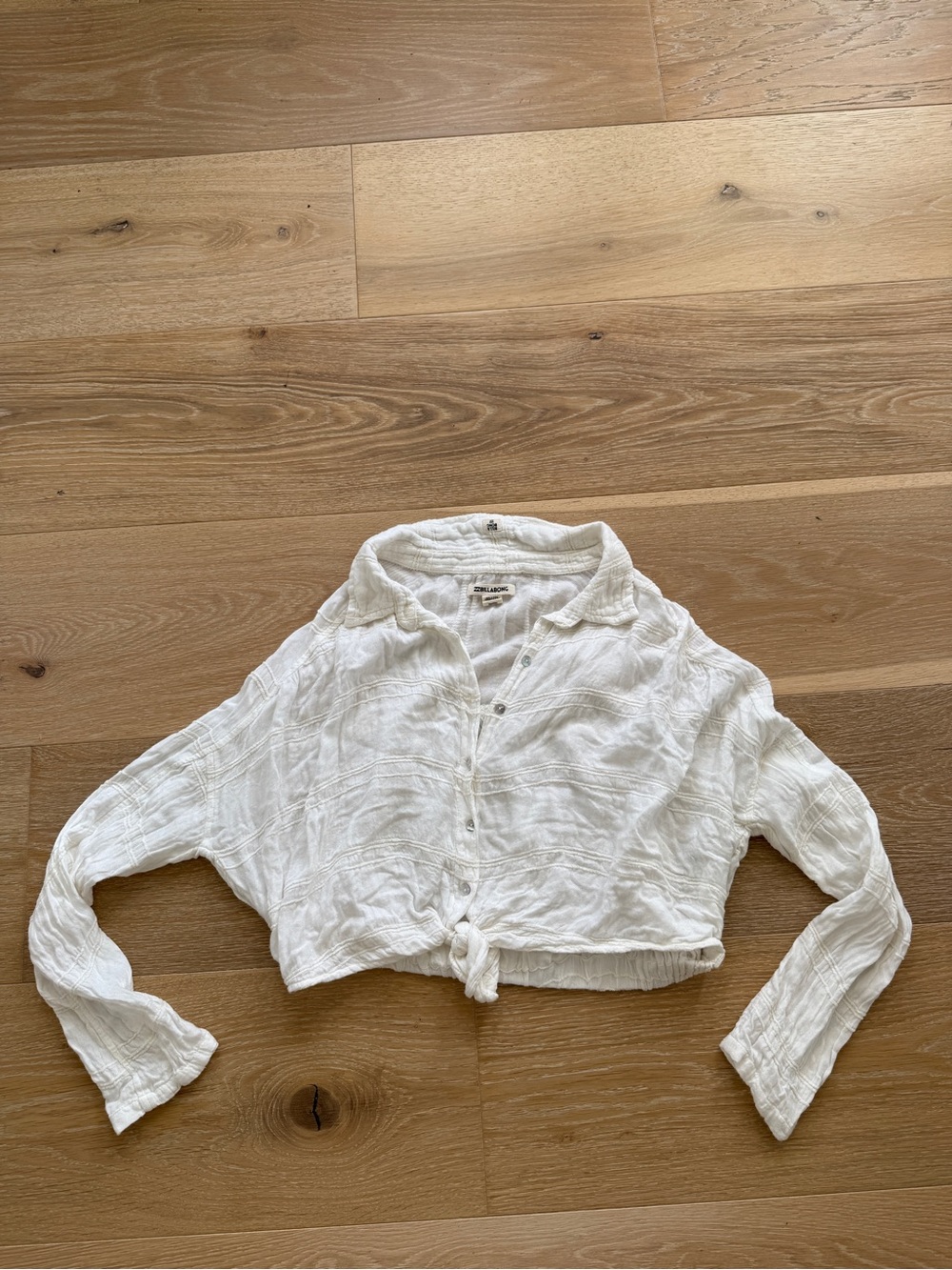 Billabong womenβs Lightweight White Button-Front Crop Shirt - Women Tops